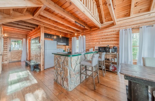 Vein Mountain House | Mountaintop Getaway - Views, Fireplace, and Movie Room!