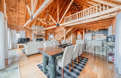 Vein Mountain House | Mountaintop Getaway - Views, Fireplace, and Movie Room!