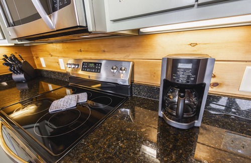 Blairsville Cabin | Mountaintop Home with a Hot Tub, Decks, Pool Table, & Stunning Views - One Dog OK