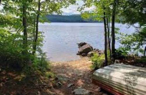 Waterford Apartment | Mountainview rental.surround yourself in the outdoors!