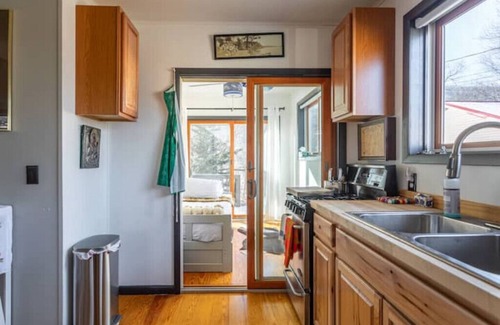 Arkville House | Mountainview with Cedar Sauna.