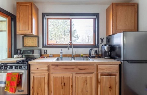 Arkville House | Mountainview with Cedar Sauna.