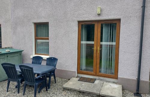 Newcastle House | Mournes Snug