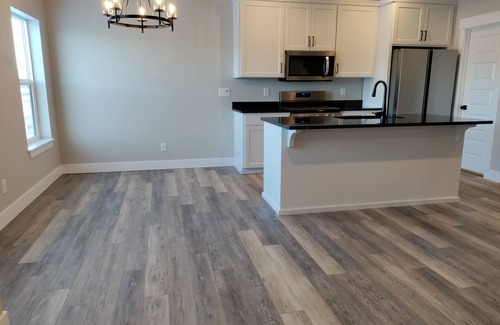 Ammon House | Moving to Idaho? New UNFURNISHED 3 B/2.5Ba 1800sqf