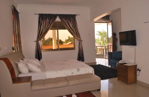Entebbe Hotel | Mowicribs Hotel & Spa