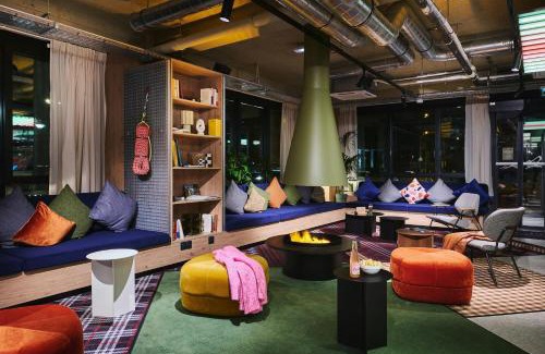 Annecy Hotel | Moxy Annecy
