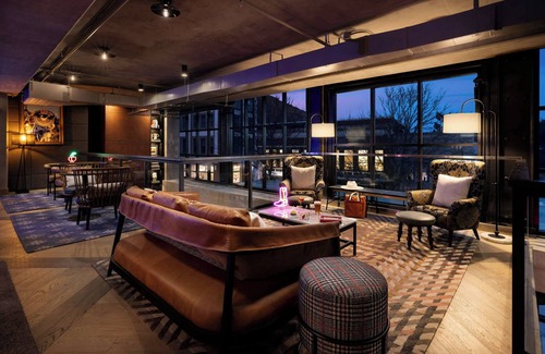 Downtown Asheville Hotel | Moxy Asheville