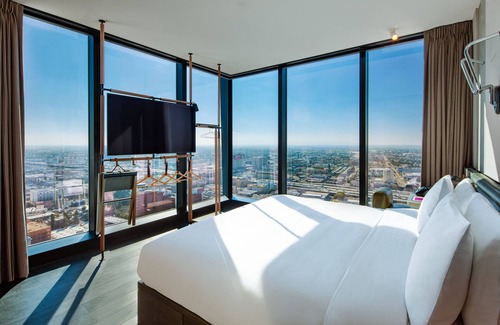 Downtown Los Angeles Hotel | Moxy Downtown Los Angeles