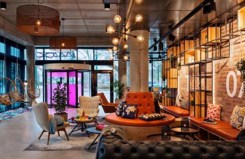 Holthausen Hotel | Moxy Duesseldorf South