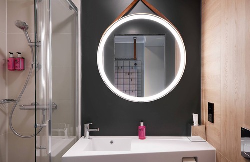 Tollcross Hotel | Moxy Edinburgh Fountainbridge