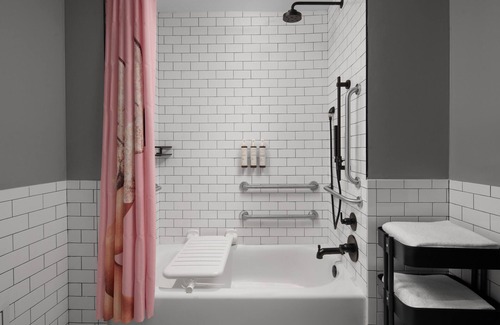 Downtown Houston Hotel | Moxy Houston Downtown
