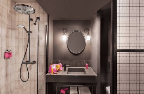 Lille Centre Ville Hotel | Moxy Lille City