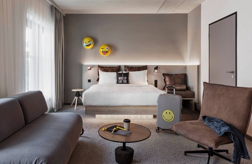 Echarding Hotel | Moxy Munich Ostbahnhof