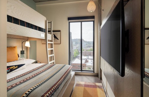 Downtown Portland Hotel | Moxy Portland Downtown