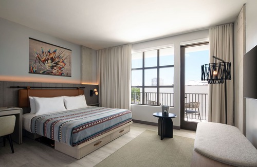 St. Petersburg - Clearwater Hotel | Moxy St. Petersburg Downtown