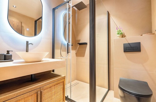 Cove Donja Krusica (Donje selo) Bed & Breakfast | Moya Boutique Sleep - Garden Haven Room 1