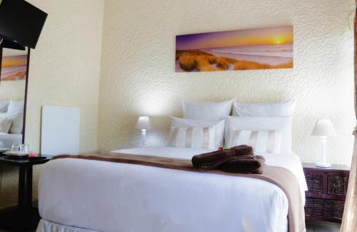 Farrarmere Bed & Breakfast | Moye Guest House