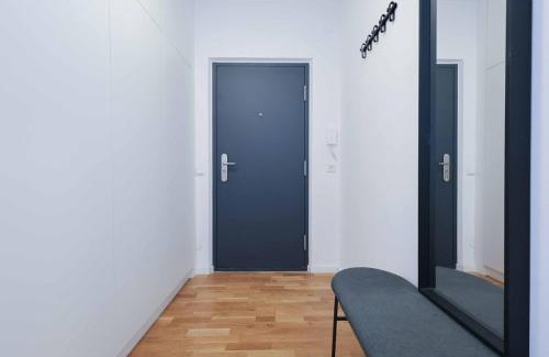 Old Town Apartment | Mozartova- Quiet Getaway with a view of the Danube