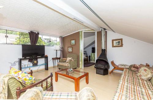 Vista Alegre House | MP 001 - Casa Completa em Condomínio Arborizado e Tranquilo