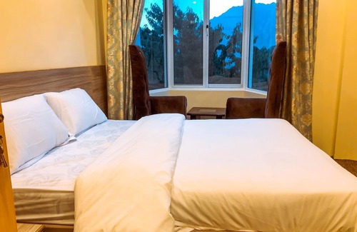 Karimabad Hotel | MP Hotel