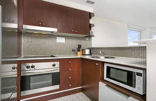 Cremorne Apartment | MPOLE - Furnished Apartment - Cremorne - Central to Everything