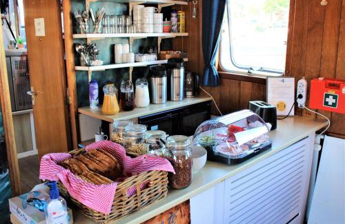 Nieuwmarkt en Lastage Boat Rental | Mps Holland
