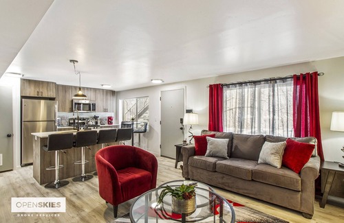 Downtown Salt Lake City Apartment | MR 3rd Center: Entire rental unit in Salt Lake City, Utah 2Bed 1 Bath