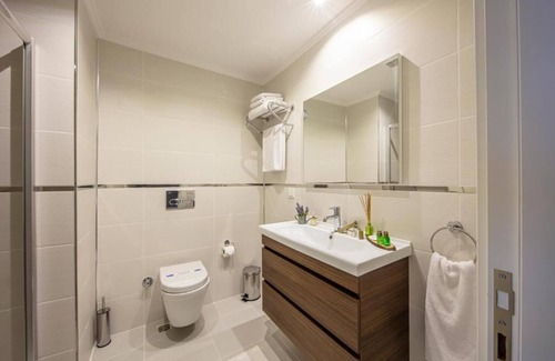 Osmanbey Hotel | Mr Beyaz Butik Hotel