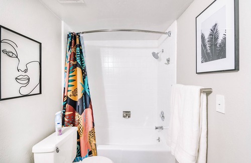 Downtown Salt Lake City Apartment | Mr. Main Entire rental unit in Salt Lake City, Utah
