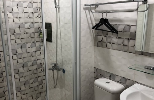 Central District Hotel | Mr. Mantter