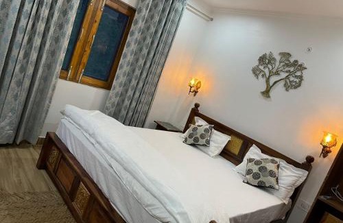 Tehri Hotel | Mrig Valley Resort, Homestay & Banquet
