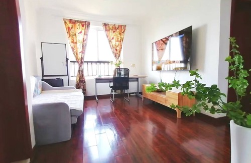 Baoshan Apartment | Mrs.Li apartment Line No.7 nearby