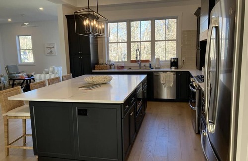 West Cape May House | Mrs. Third Avenue. Beautiful home close to beach and shops.