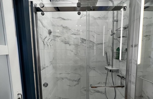Aix-les-Bains City Center Apartment | MRTN APARTMENTS & SUITES