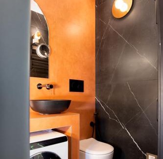 Ponte Seveso Apartment | Ms Marple Luxury Suite Central Station