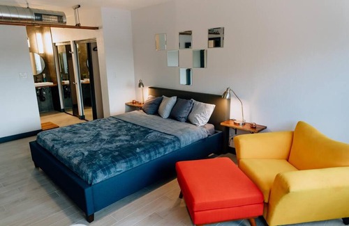 Encanto Apartment | *Msg for 5%off*2Bed2Bath KingBeds MidtownPHX Condo