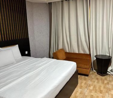 Ikeja Hotel | Msquare Hotel GRA