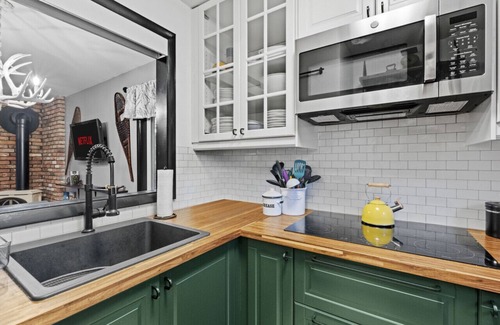 West Dover Apartment | Mt Snow Retreat | Walk to brewery