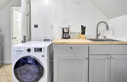 North Side Apartment | Mt Vernon Unit By Metro ~ 15 Mi to Manhattan!