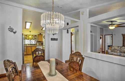 Redding House | ‘Mtn Gate Guest House’ ~ 6 Mi to Shasta Lake!