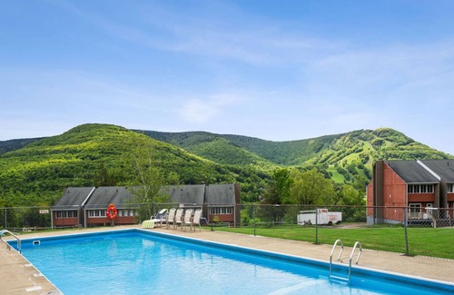 Hunter Cabin | Mtn House @ Scribners w Sauna. Sleeps 12
