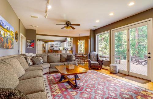 Warrior's Mark House | Mtn-View Breck Home with Hot Tub about 1 Mi to Ski Lift!