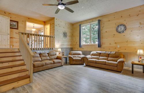 Flat Rock House | Mtn-View Gem Flat Rock Retreat with Deck and Grill!