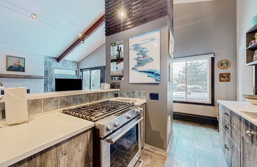 Stowe Hollow House | Mtn-view home with private hot tub, deck, outdoor shower, grill, & wood stove