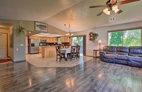 Missoula Condo | Mtn-View Missoula Unit ~ 16 Miles from Snowbowl!