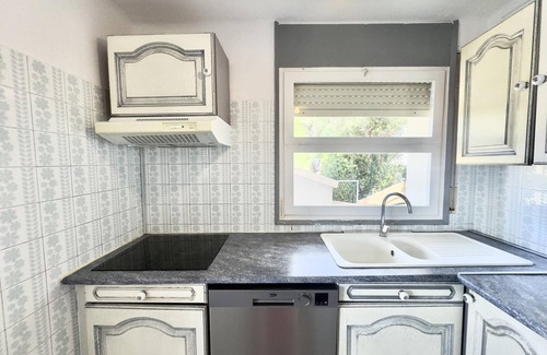Almadraba-Canyelles Apartment | MTT. Stunning seaviews and access to the beach in Almadraba