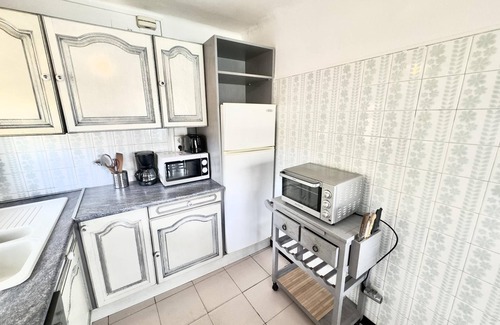 Almadraba-Canyelles Apartment | MTT. Stunning seaviews and access to the beach in Almadraba