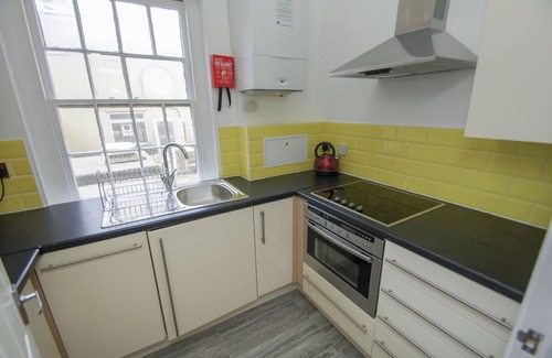 Kemptown Cottage | Mucky Duck House Central by Brighton Holiday Lets