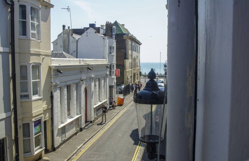 Kemptown Cottage | Mucky Duck House Central by Brighton Holiday Lets