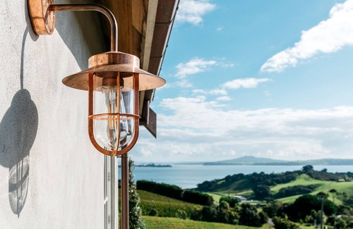 Oneroa Cottage | Mudbrick Cottages
